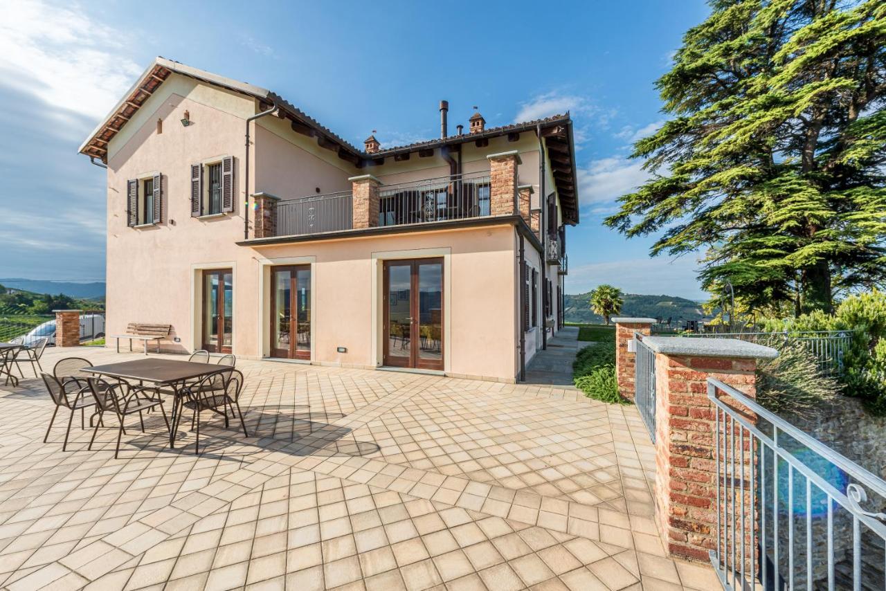 Villa Bricco Paglieri, Entire Villa Alba  Exteriér fotografie
