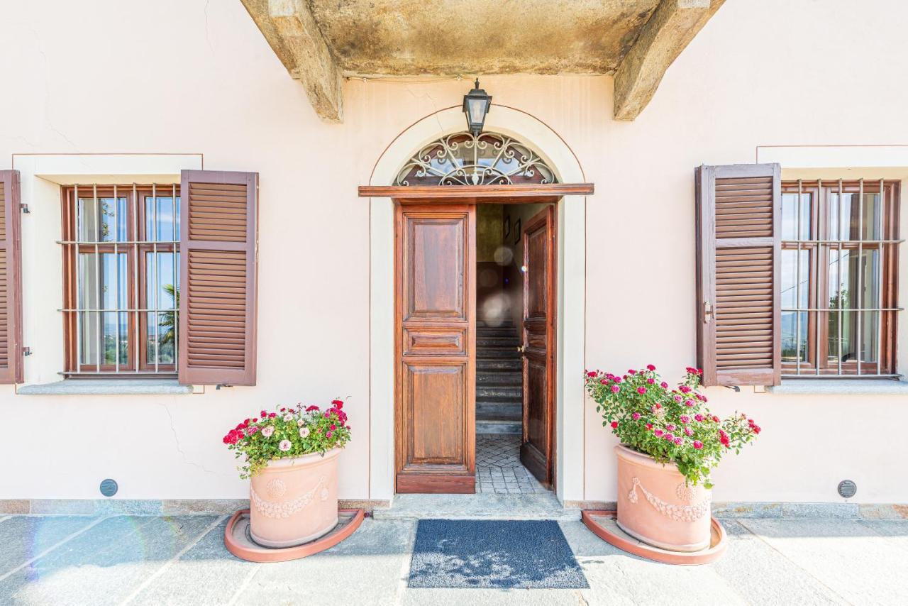 Villa Bricco Paglieri, Entire Villa Alba  Exteriér fotografie