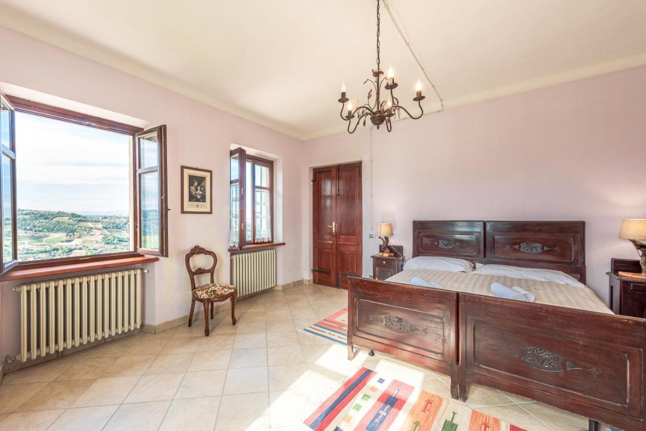 Villa Bricco Paglieri, Entire Villa Alba  Exteriér fotografie