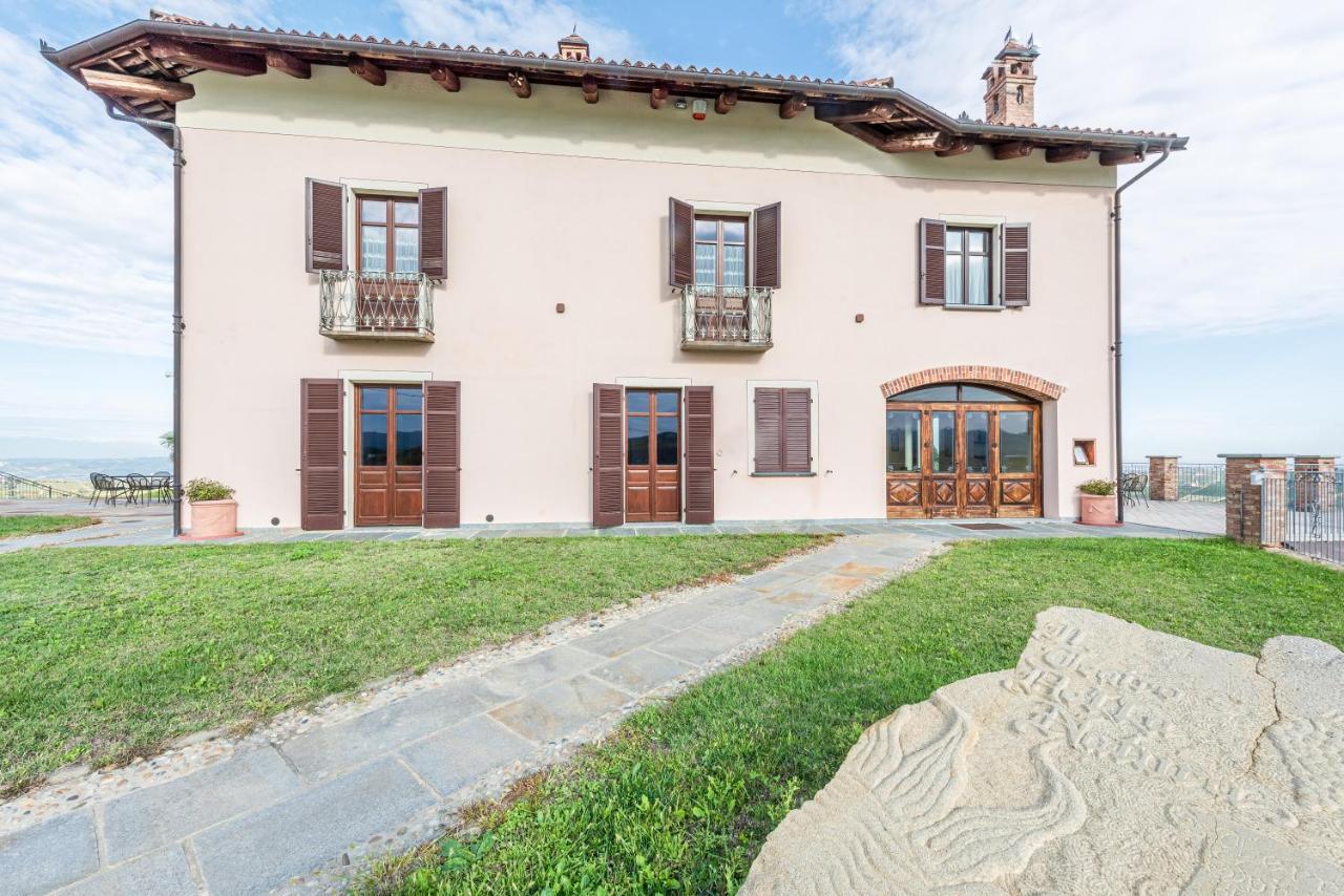Villa Bricco Paglieri, Entire Villa Alba  Exteriér fotografie