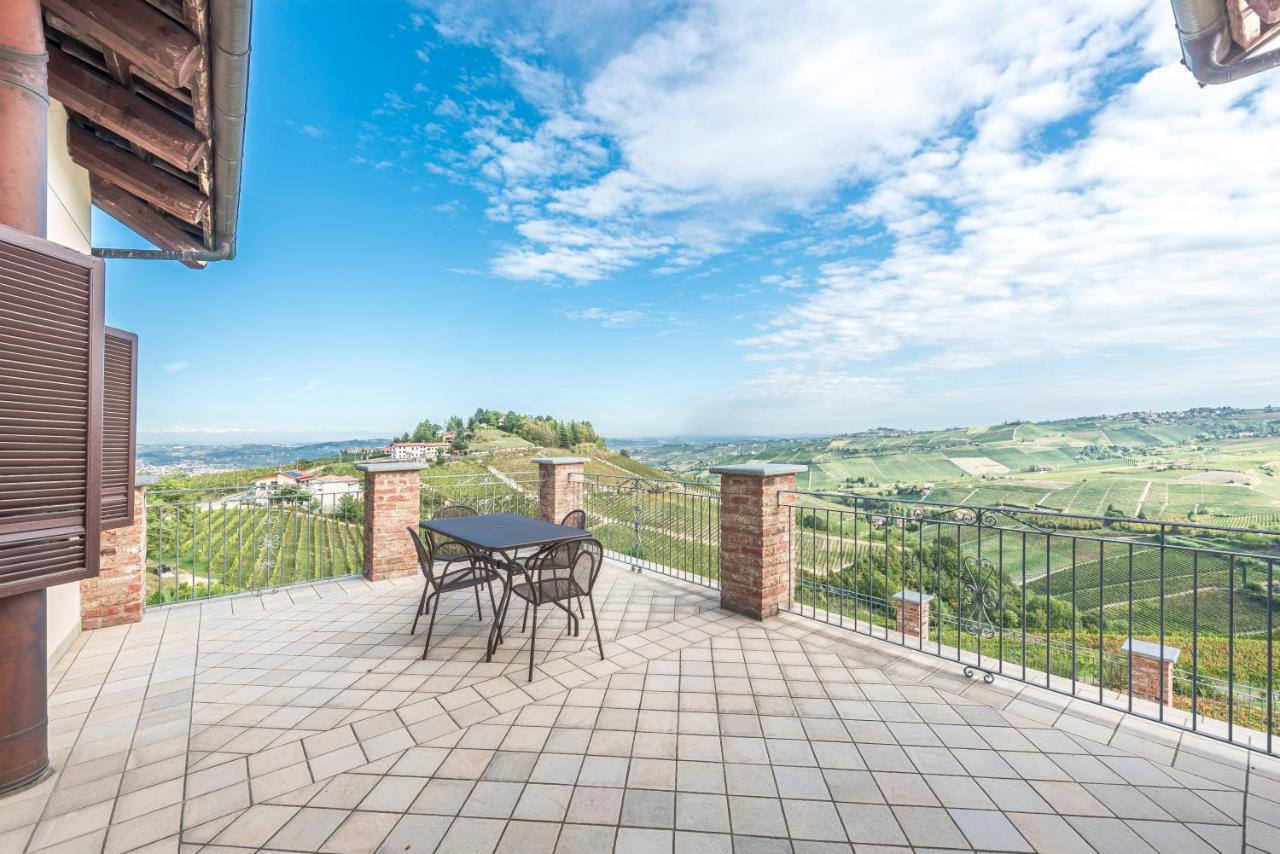 Villa Bricco Paglieri, Entire Villa Alba  Exteriér fotografie
