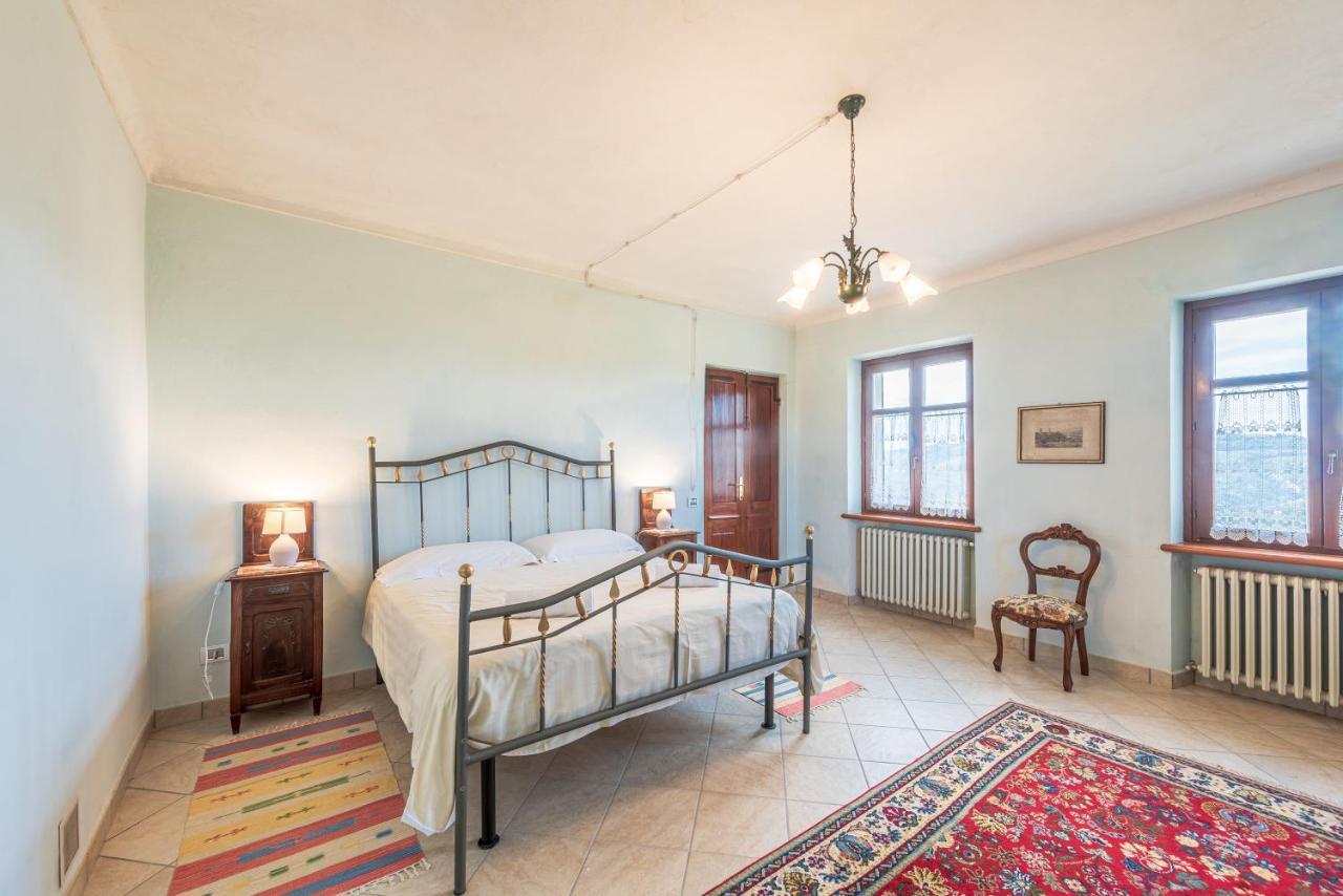 Villa Bricco Paglieri, Entire Villa Alba  Exteriér fotografie