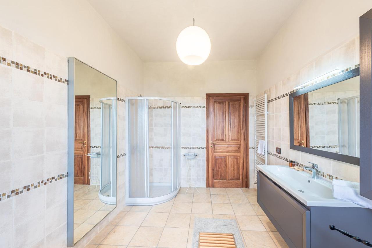 Villa Bricco Paglieri, Entire Villa Alba  Exteriér fotografie