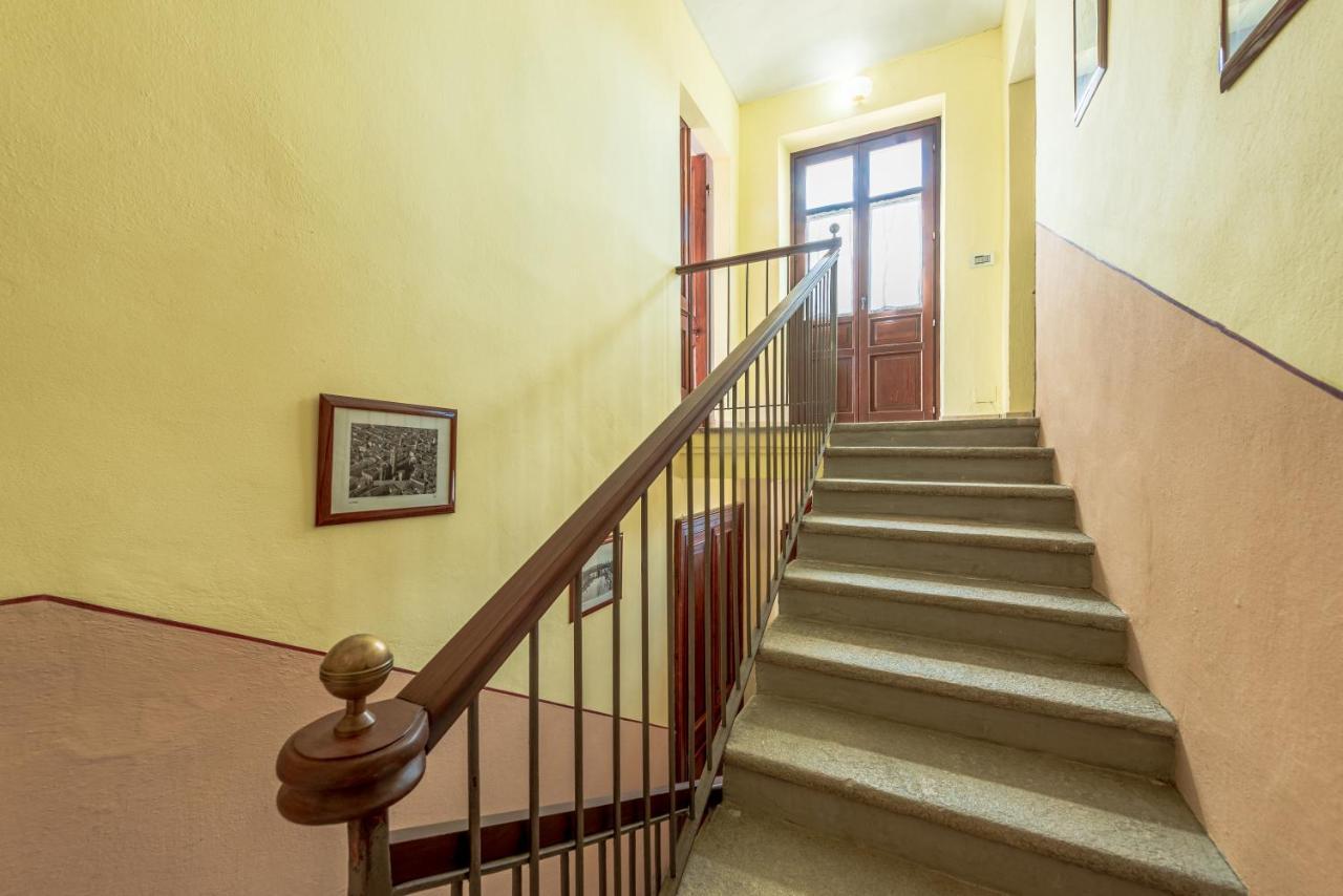 Villa Bricco Paglieri, Entire Villa Alba  Exteriér fotografie